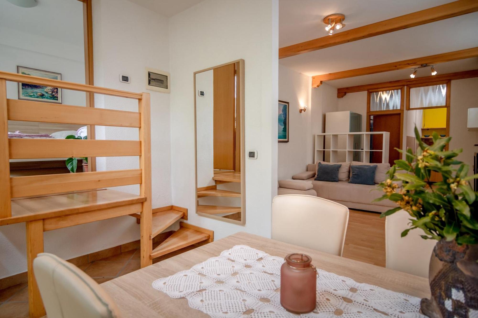 Hisa Taljat Apartment Most Na Soci Ngoại thất bức ảnh